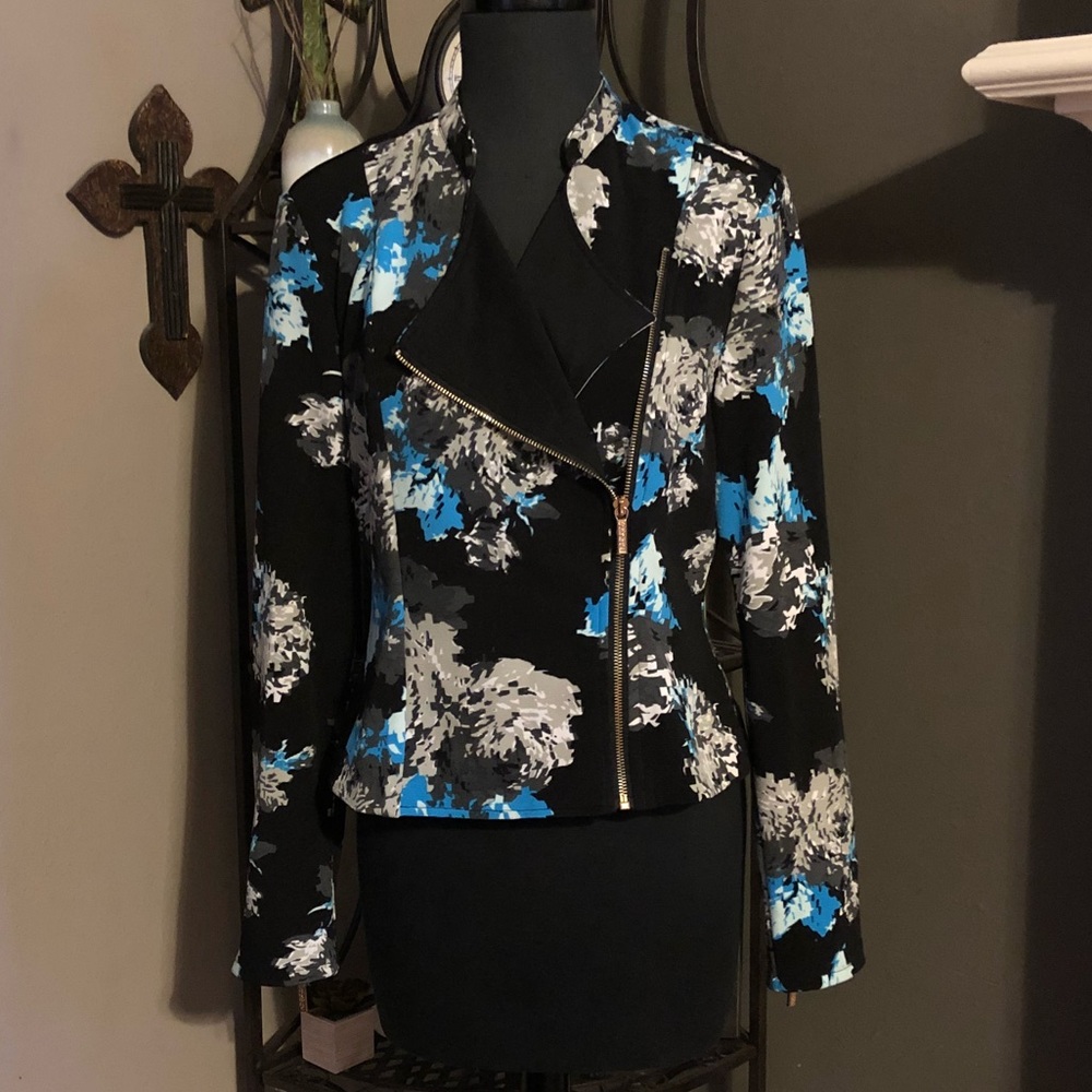 ***SOLD***Kardashian Kollection Blazer